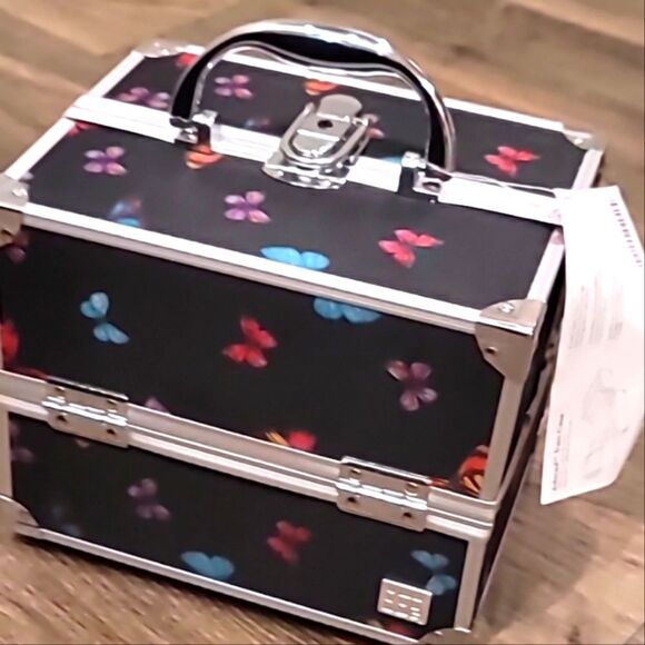 Caboodles Adored Traincase Cosmetic Organizer - Picture 7 of 8